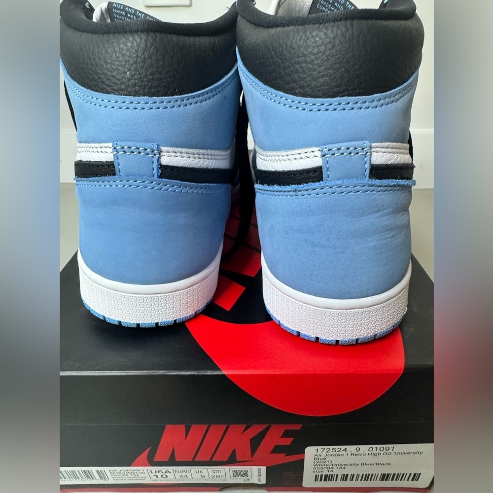 Air Jordan 1 Retro High OG “University Blue” – Size 10, Worn Once - Picture 13 of 16